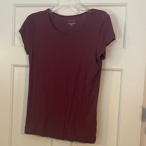 Tahari Burgundy Short Sleeve Top